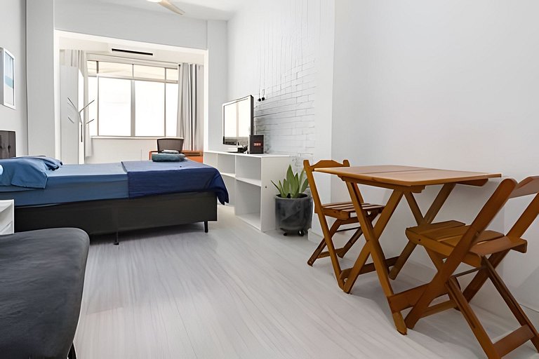 Studio completo no melhor ponto de Copacabana