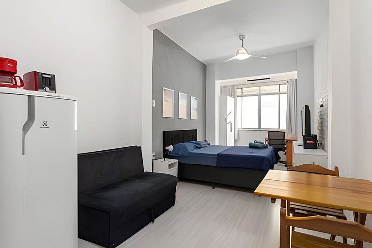 Studio completo no melhor ponto de Copacabana