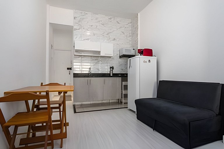 Studio completo no melhor ponto de Copacabana