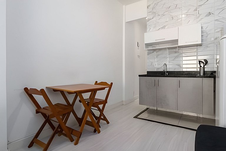 Studio completo no melhor ponto de Copacabana
