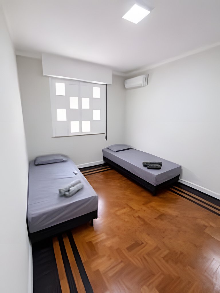 5 quartos em Ipanema amplo e muito bem localizado