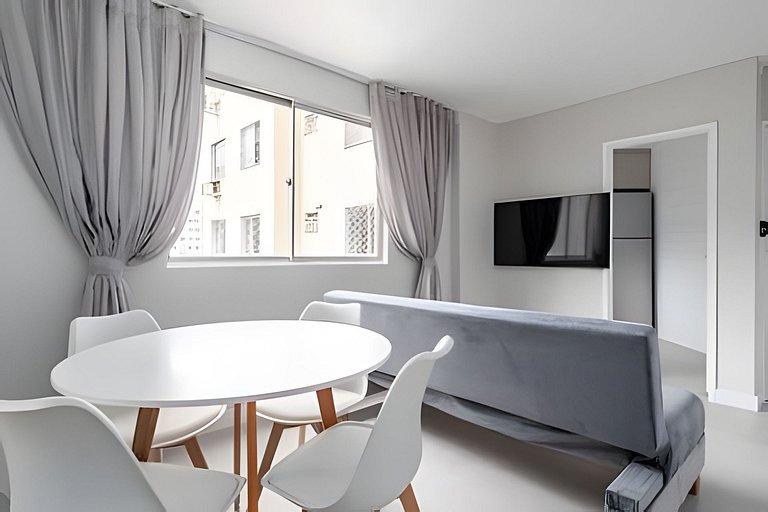 Quarto e sala com vista incrível