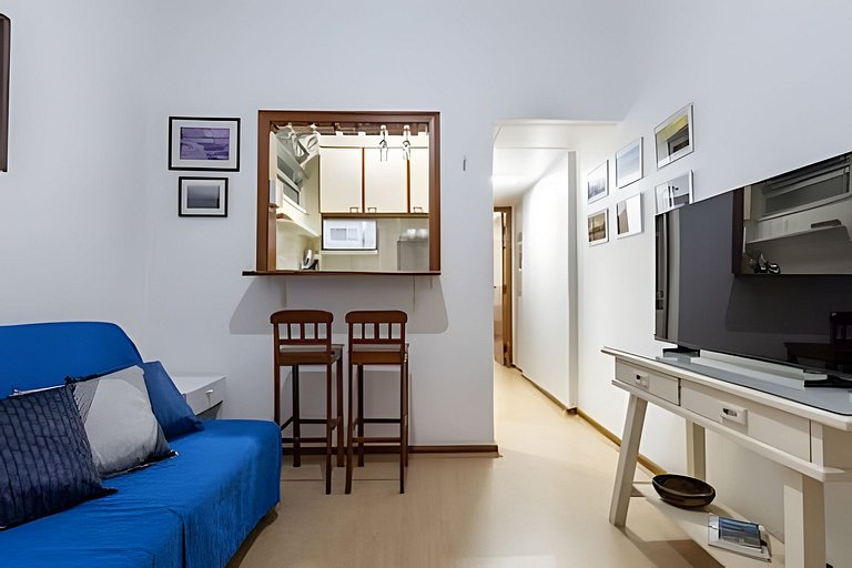 Quarto e Sala confortável a Passos da Praia I Leme