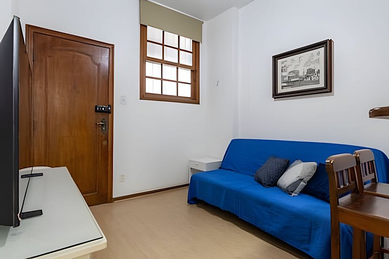 Quarto e Sala confortável a Passos da Praia I Leme