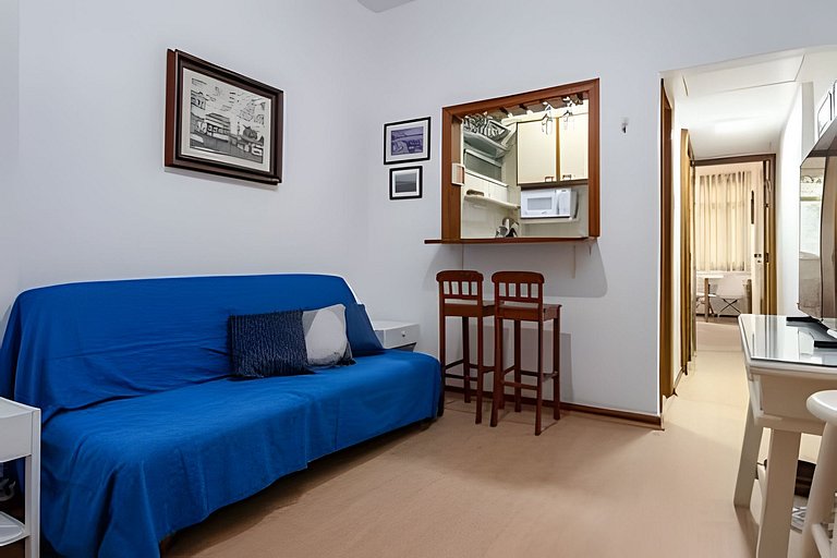 Quarto e Sala confortável a Passos da Praia I Leme